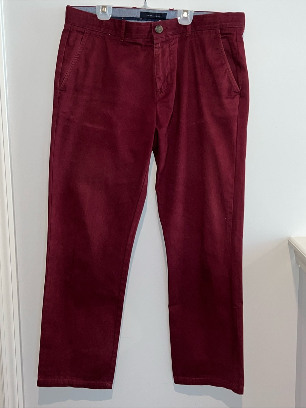 Tommy Hilfiger Men’s Burgundy Custom Fit Chino Pants 34x30